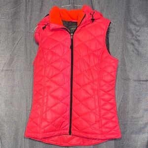 Tek Gear Women's Quilted Vest - Bright Pink